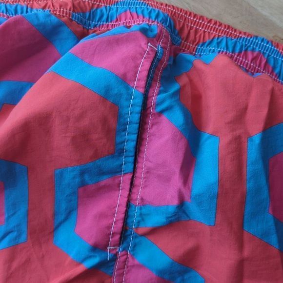 Crasqi ethical swim shorts XL - Picture 10 of 11